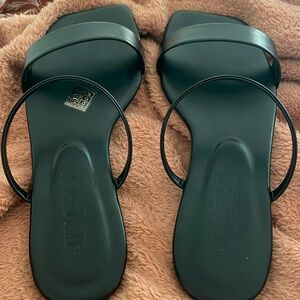 Summer sandal size 8.5 never worn